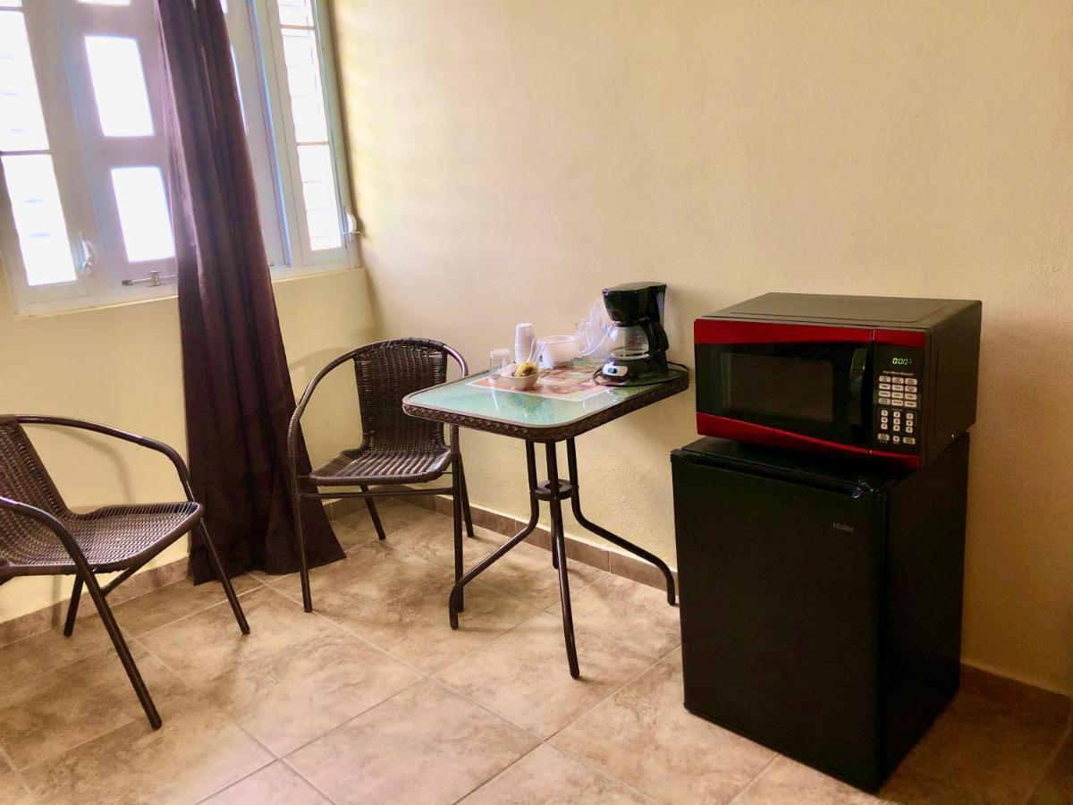 Tio Pepe'S Guest House Aibonito Екстериор снимка