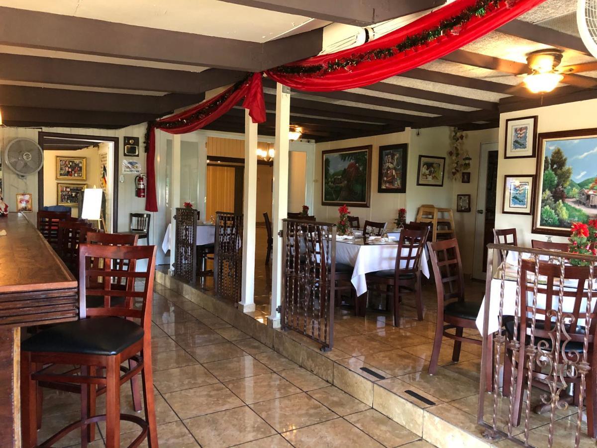 Tio Pepe'S Guest House Aibonito Екстериор снимка